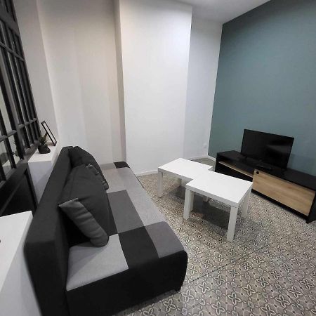 Place Du Canada 2 Apartment Valenciennes Bagian luar foto