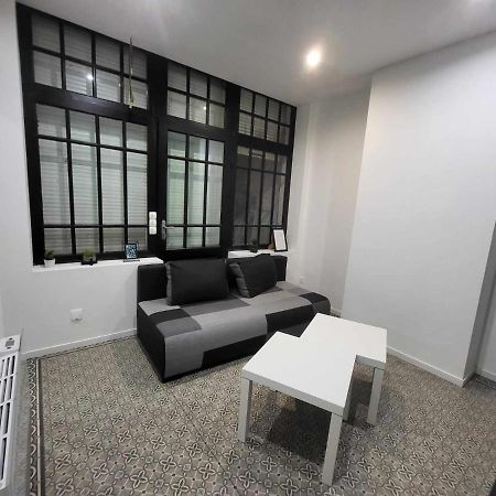 Place Du Canada 2 Apartment Valenciennes Bagian luar foto